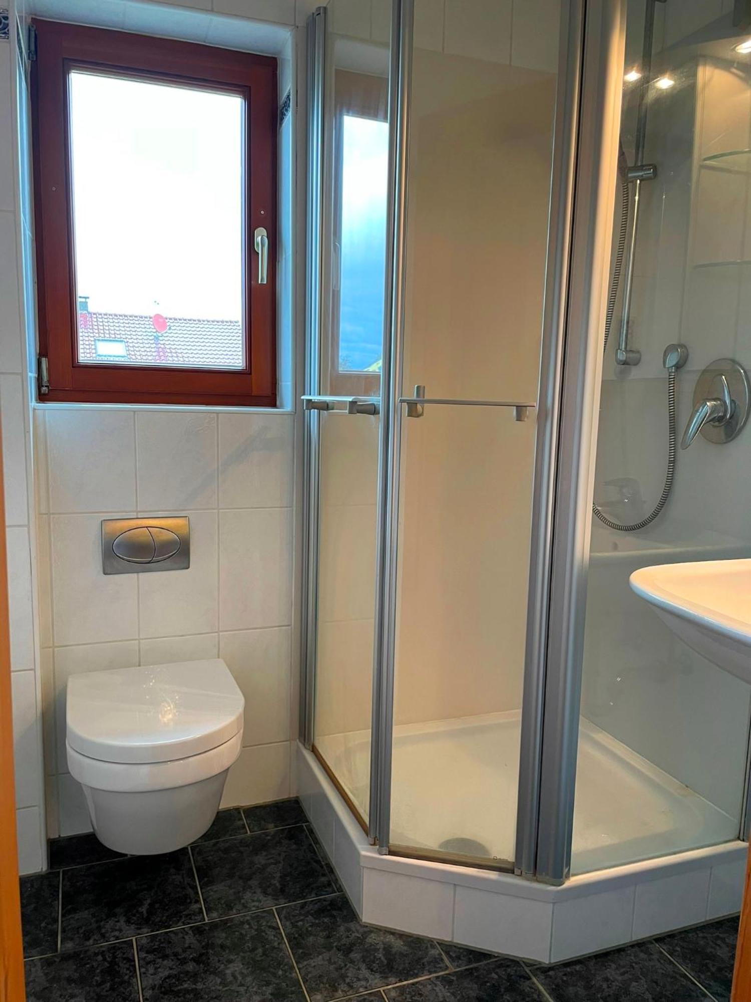 1,5-Zimmer Mit Duschbad, Gartenblick, Kuehlschrank Heroldsberg Exterior foto